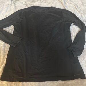 NWOT Men’s lululemon repetition shirt